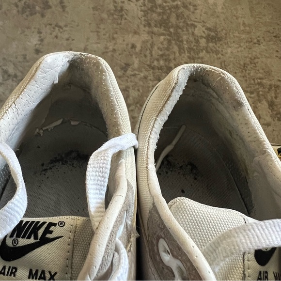 Size 10.5 NIKE AIR MAX 1 PREMIUM WHITE-BLACK-PHANTOM \